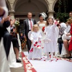 weddings in red