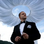 entertainer on the wedding